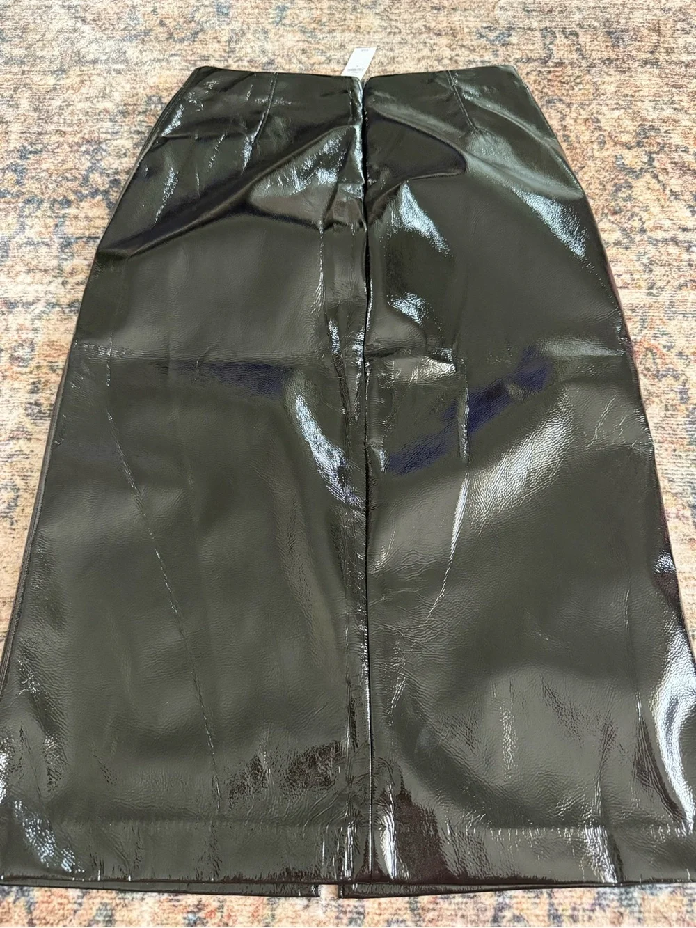 GAP Black Patent Pencil Skirt with Rear Slit - Picture 4 of 4